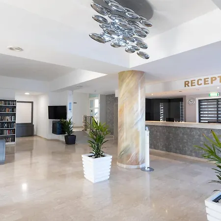 Hotel de apartamente Vrissaki
