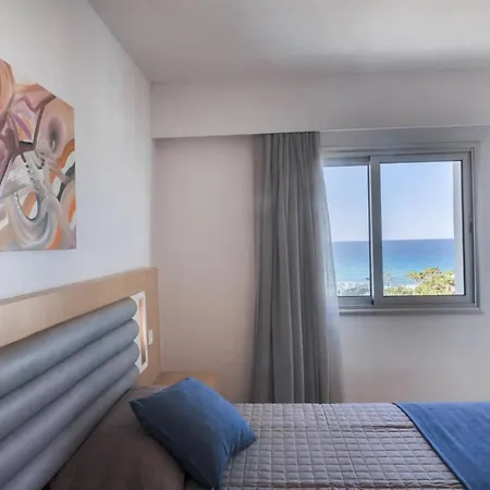 Vrissaki Aparthotel 4*