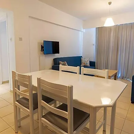 Vrissaki Aparthotel 4*