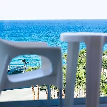 Aparthotel Vrissaki 4*