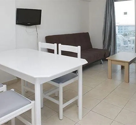 Vrissaki Apart-hotel